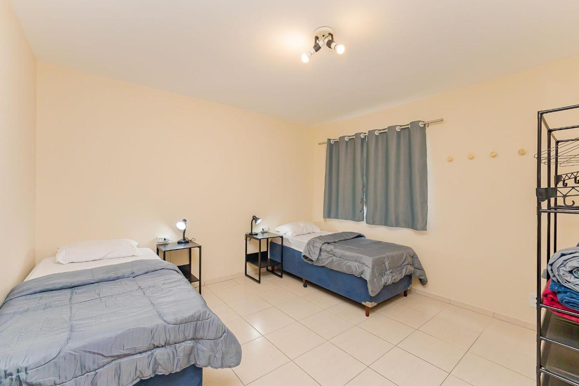 Apartamento Edificio Eloi Plombon - Santa Quiteria,