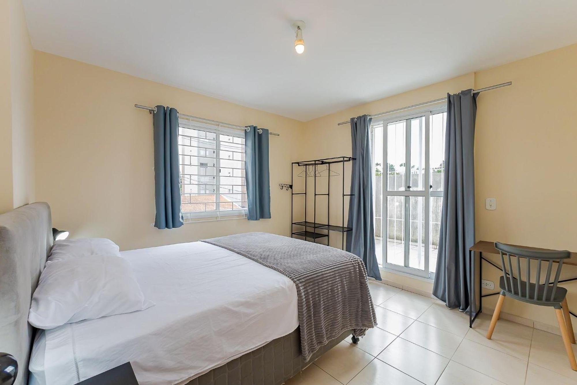 Edificio Eloi Plombon - Santa Quiteria, Apartamento