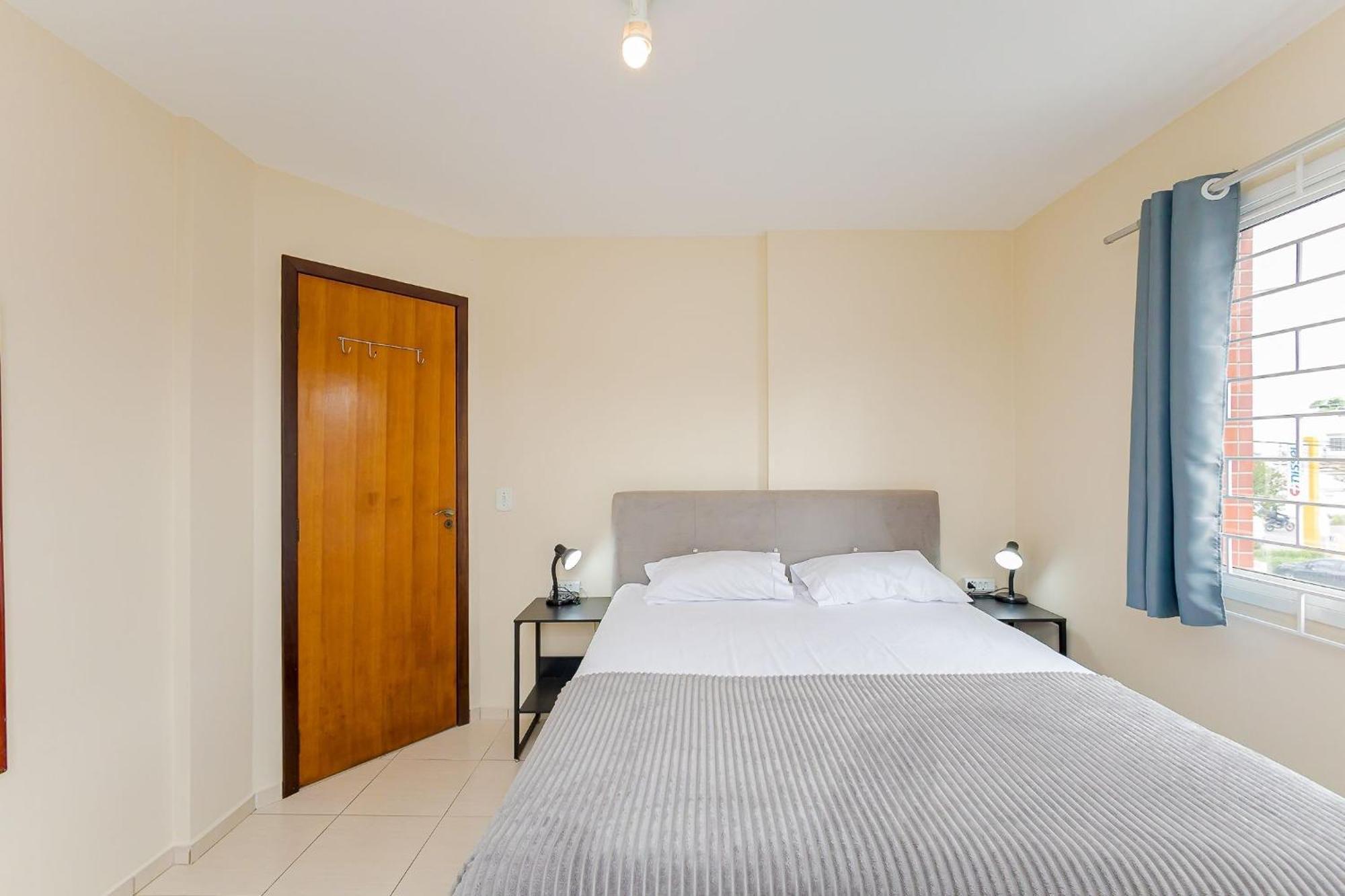 Edificio Eloi Plombon - Santa Quiteria, Apartamento Curitiba