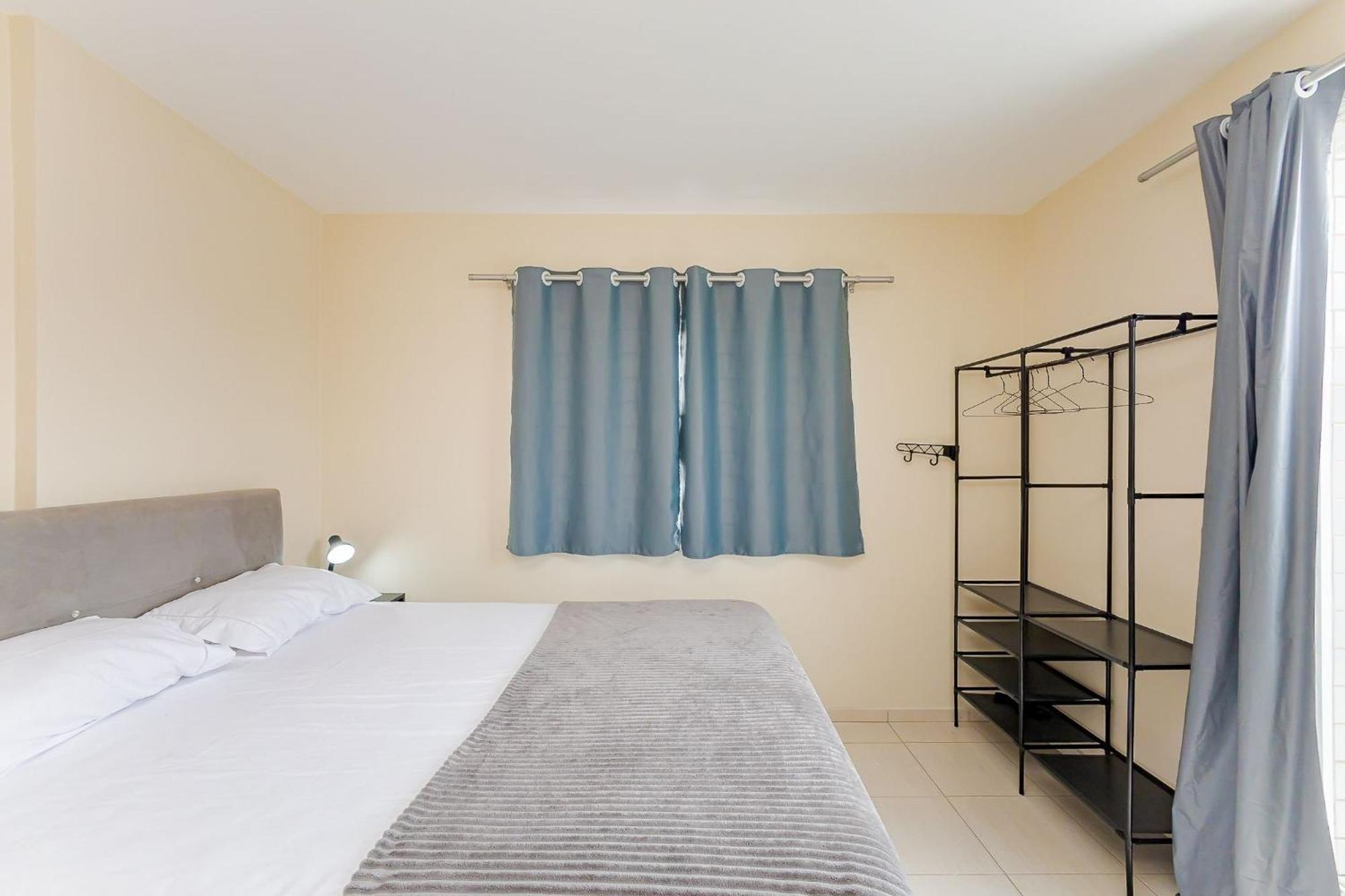 Edificio Eloi Plombon - Santa Quiteria, Apartamento Curitiba