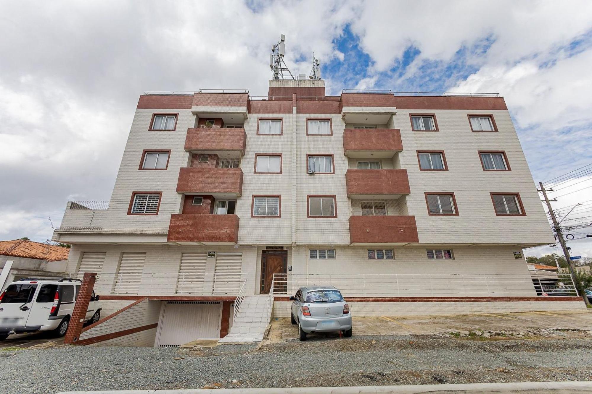 Edificio Eloi Plombon - Santa Quiteria, Apartamento *
